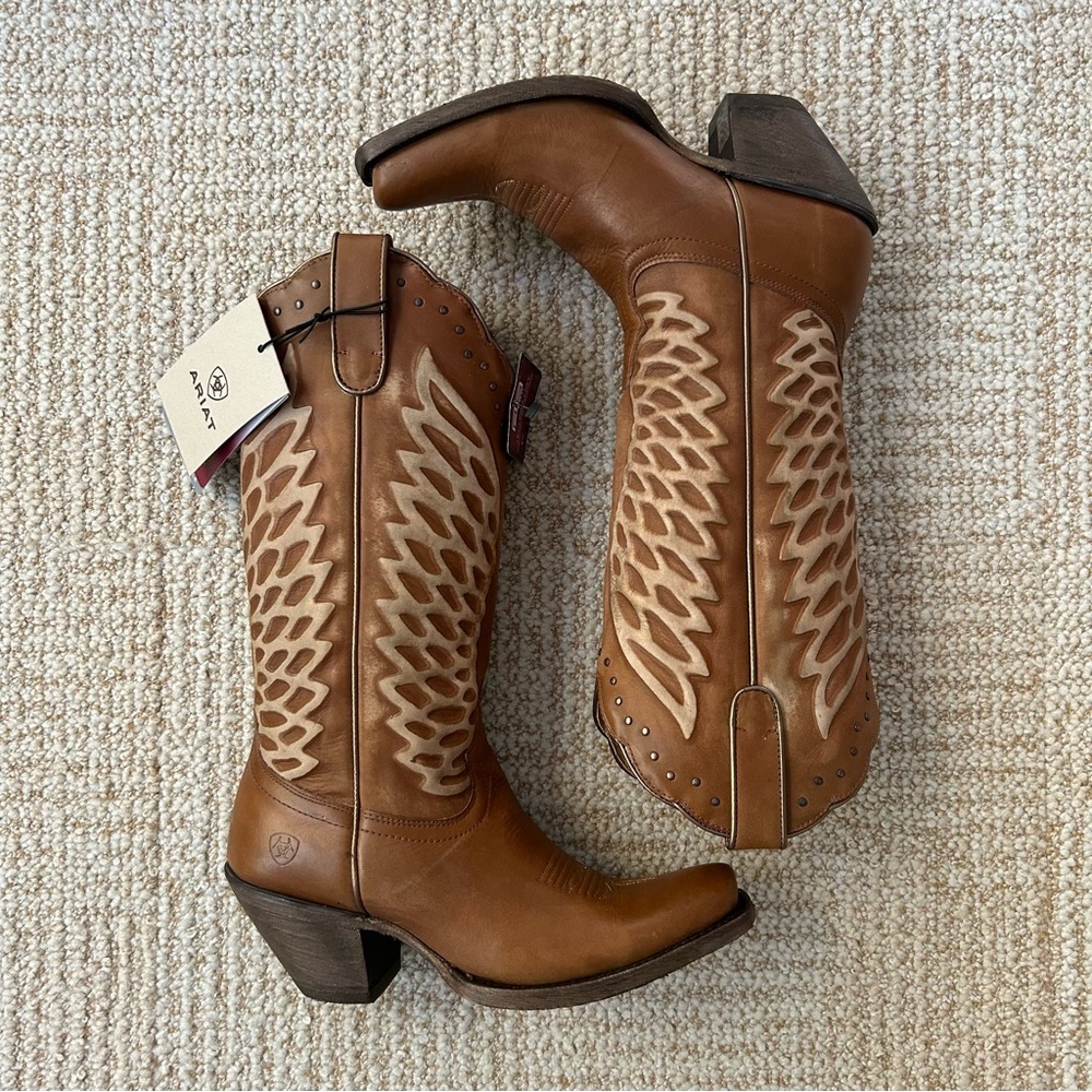 NIB Ariat Monarch Western Boot in Oak Buff Tan Leather - Size 8
